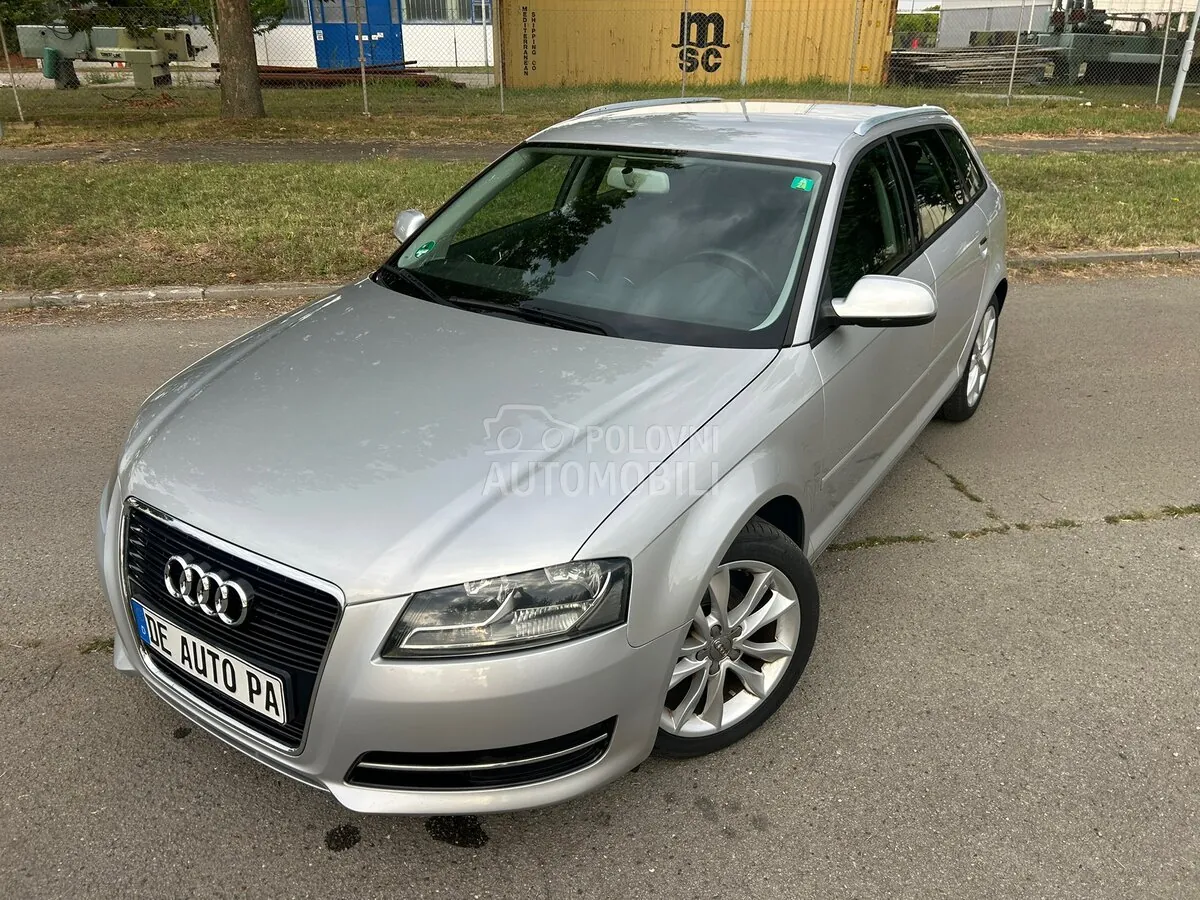 Audi A3 2010 photo 2
