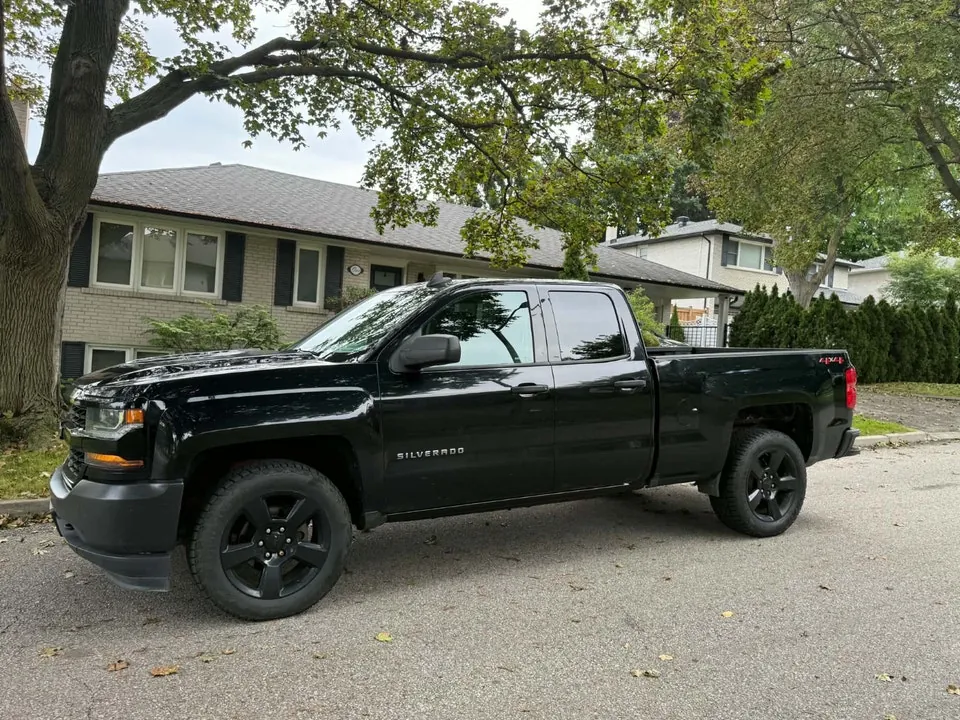 Chevrolet Silverado 1500 2018 photo 2
