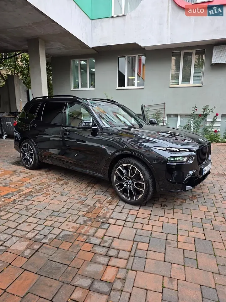 BMW X7