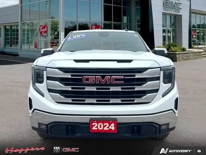 GMC Sierra 1500 2024 photo 2