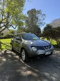 Nissan Juke 2010 photo 2