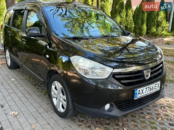 Dacia Lodgy 2013 photo 4