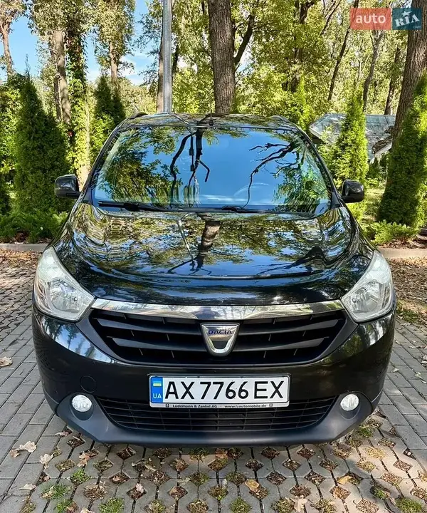 Dacia Lodgy 2013 photo 3