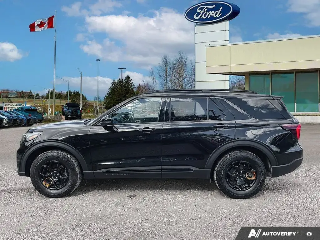 Ford Explorer 2026 photo 4