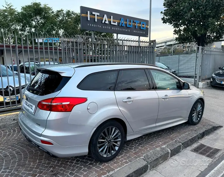 Ford Focus 2018 photo 5