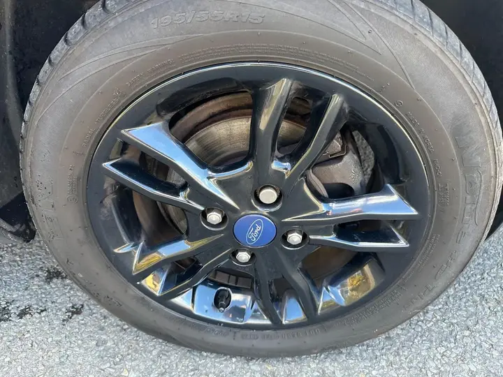 Ford Fiesta 2016 photo 5