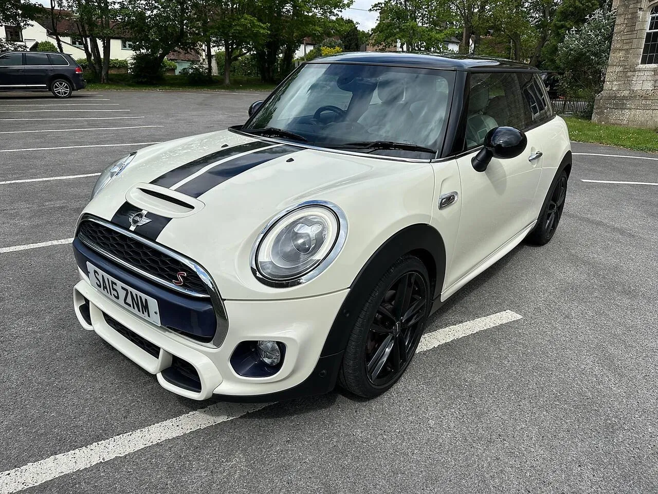 Mini Cooper S 2015 photo 3
