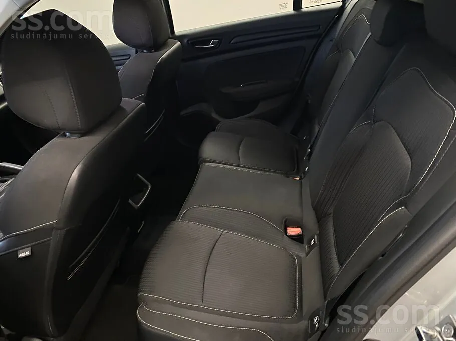 Renault Megane 2018 photo 5