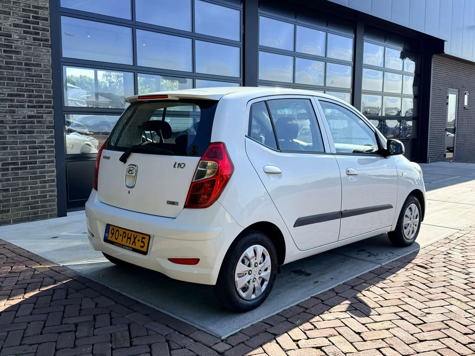 Hyundai I10 2011 photo 2