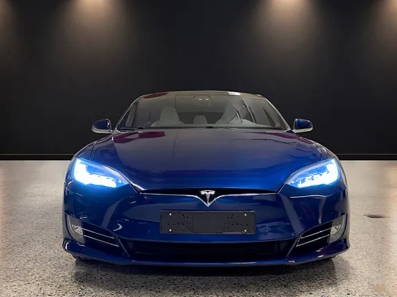 Tesla Model S 2017 photo 2