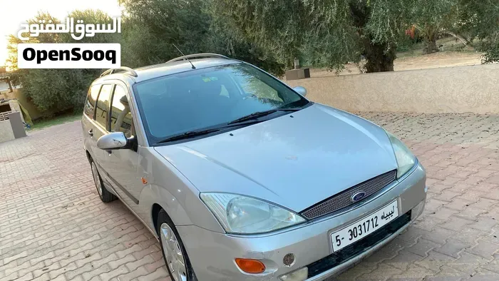Ford Focus 2004 photo 2