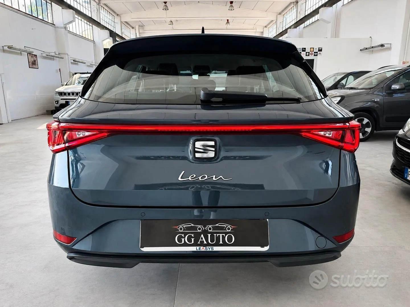 Seat Leon 2024 photo 4