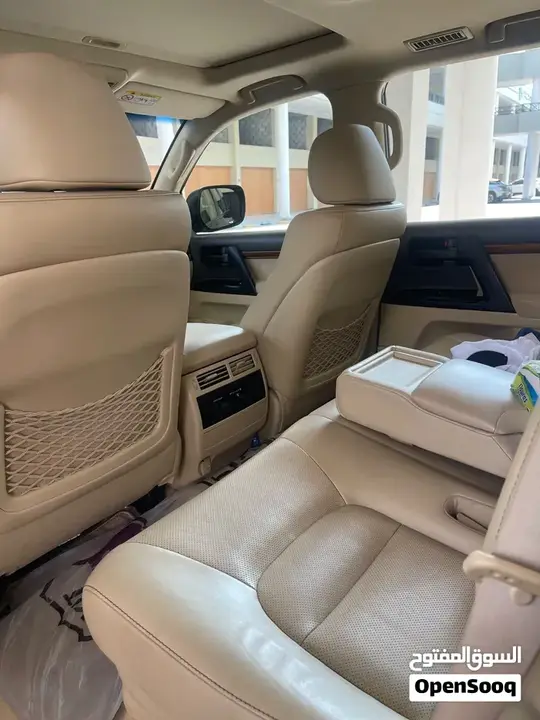 Toyota Land Cruiser 2016 photo 2