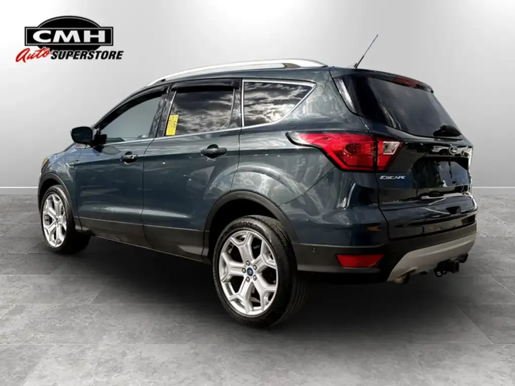 Ford Escape 2019 photo 3