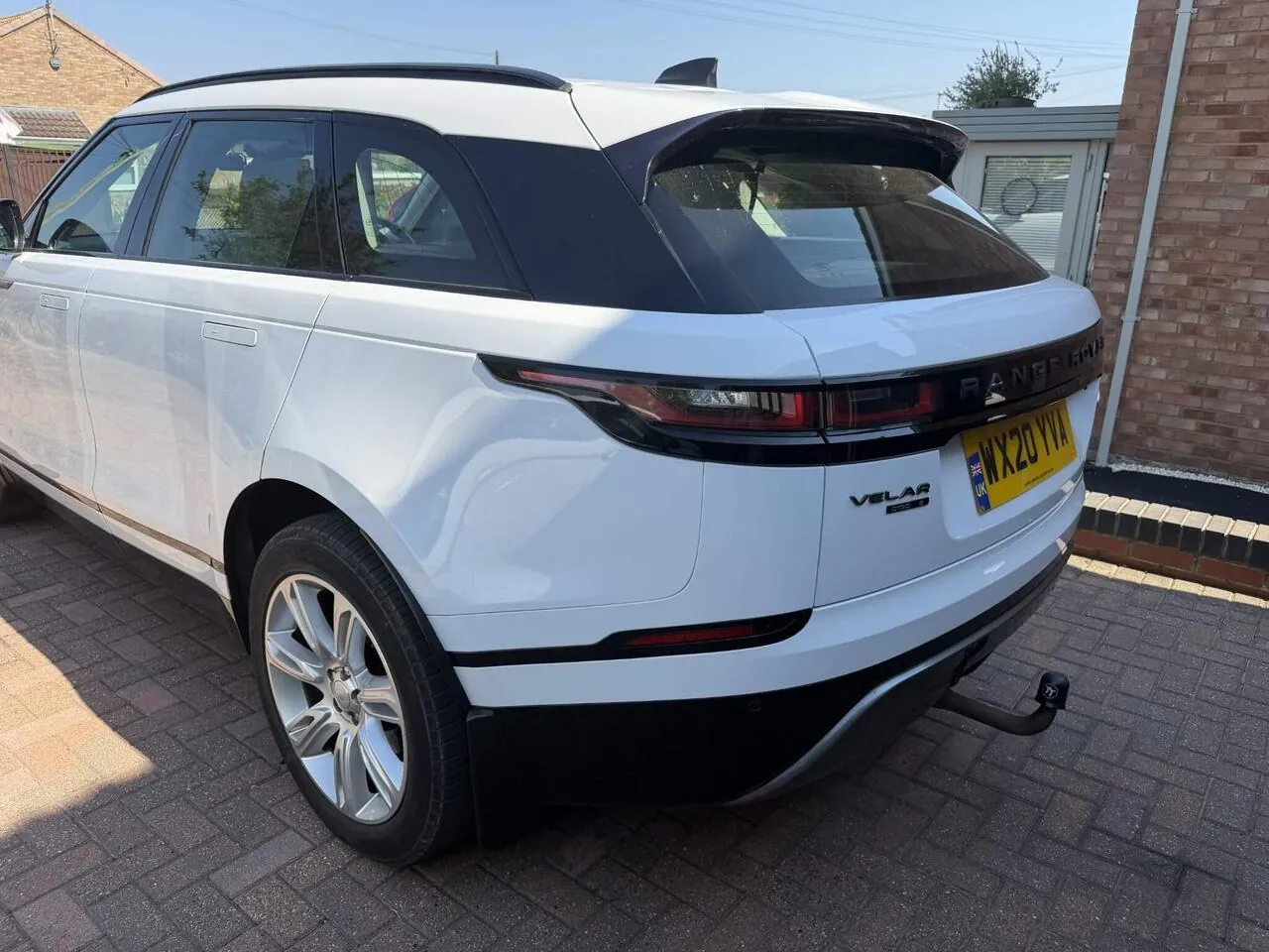 Land Rover Range Rover Velar 2020 photo 4
