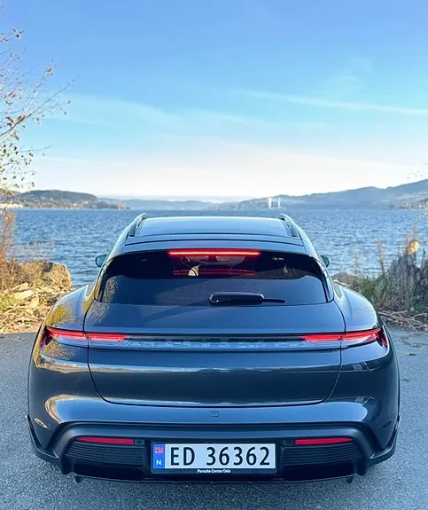 Porsche Taycan 2022 photo 2