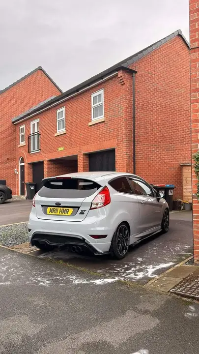 Ford Fiesta 2017 photo 2