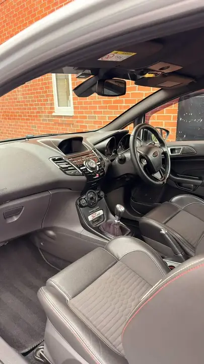 Ford Fiesta 2017 photo 5