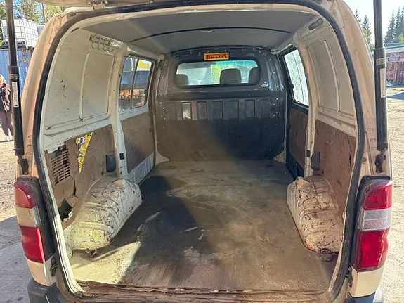 Toyota Hiace 2007 photo 4