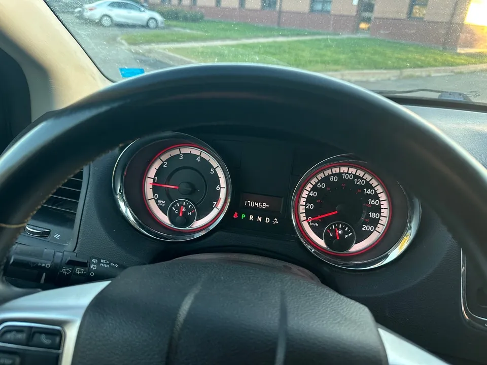 Dodge Grand Caravan 2014 photo 4