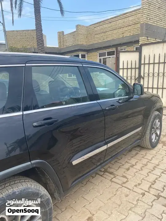 Jeep Liberty 2011 photo 2