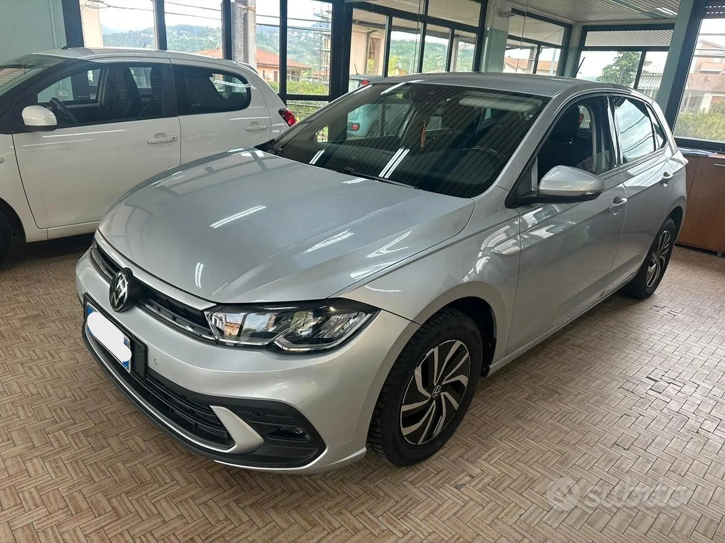 Volkswagen Polo 2023 photo 2