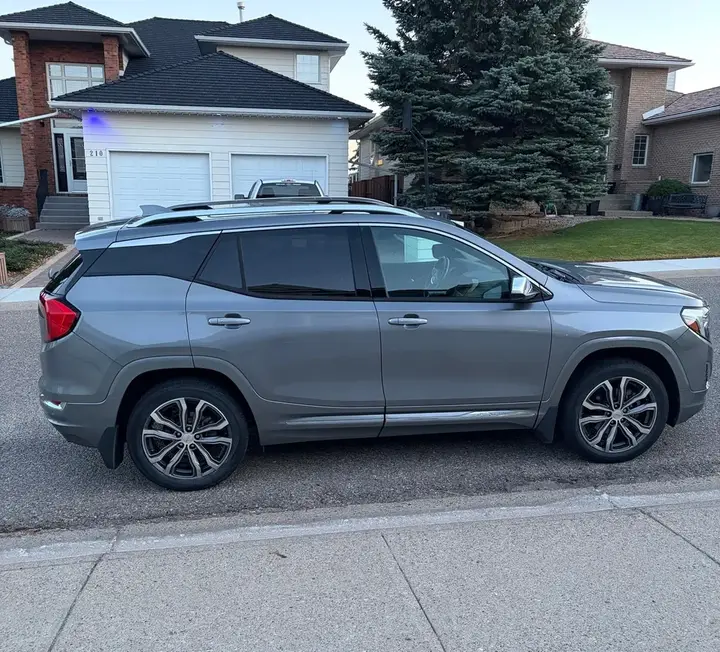 GMC Terrain 2018 photo 2