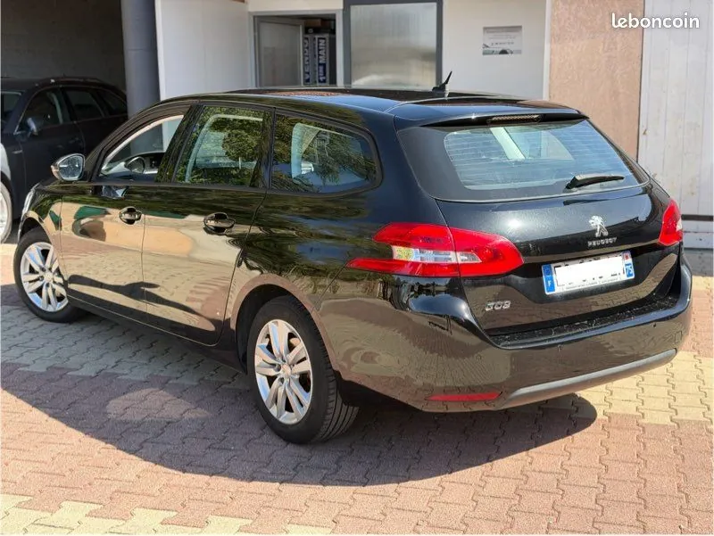 Peugeot 308 2017 photo 5