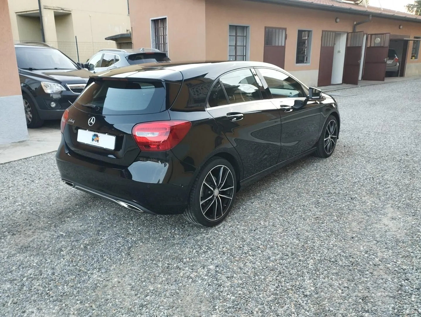 Mercedes-Benz A 200 2016 photo 4