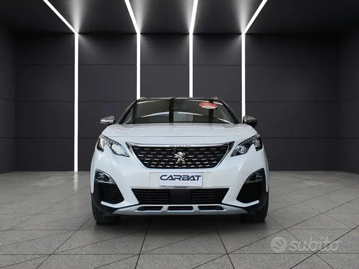 Peugeot 5008 2019 photo 2