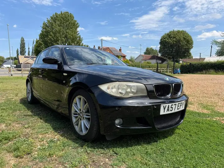 BMW 1 Series 2008 photo 2