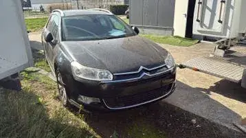 Citroen C5 2011 photo 2