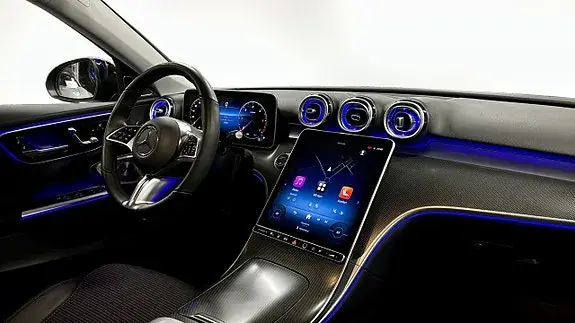 Mercedes-Benz C 220 2025 photo 3