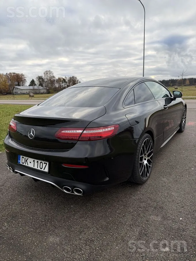 Mercedes-Benz E350 2017 photo 5