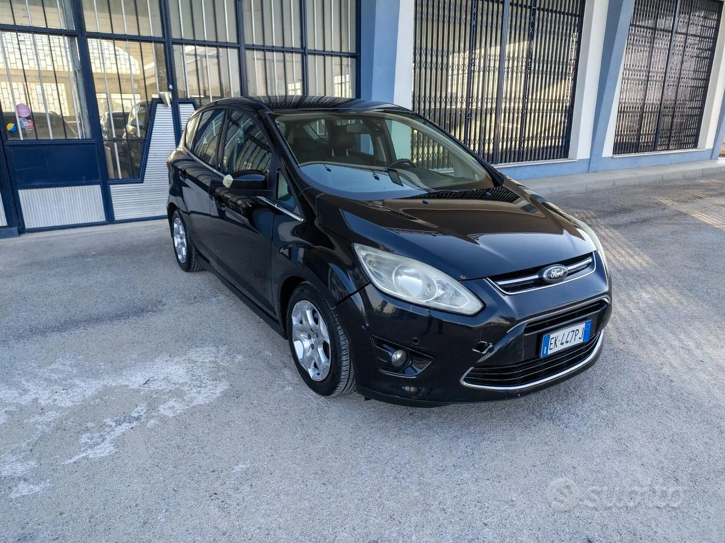 Ford C-Max 2011 photo 2
