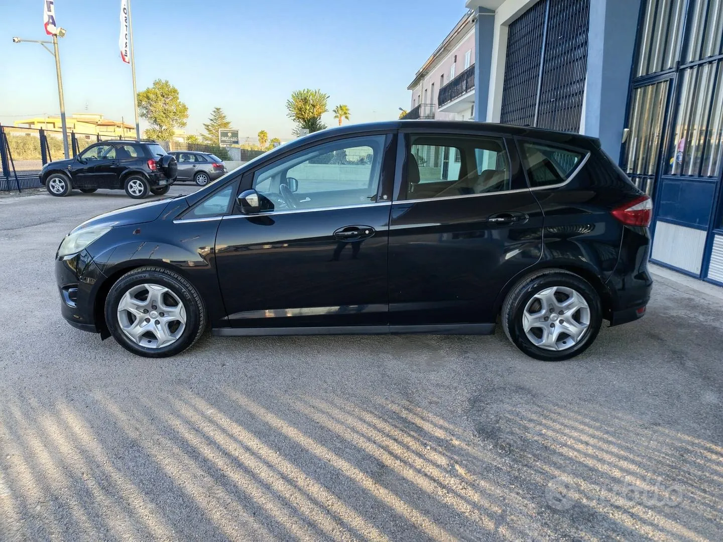 Ford C-Max 2011 photo 4