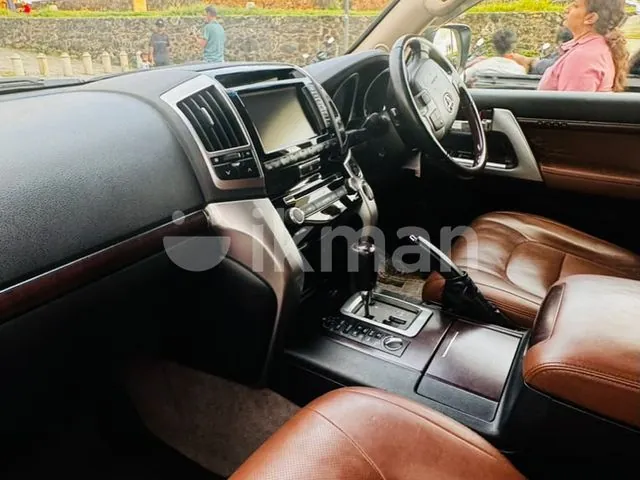 Toyota Land Cruiser Sahara 2015 photo 4