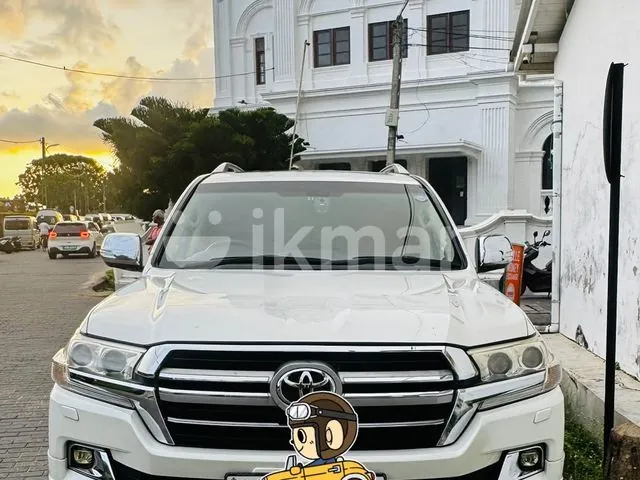 Toyota Land Cruiser Sahara