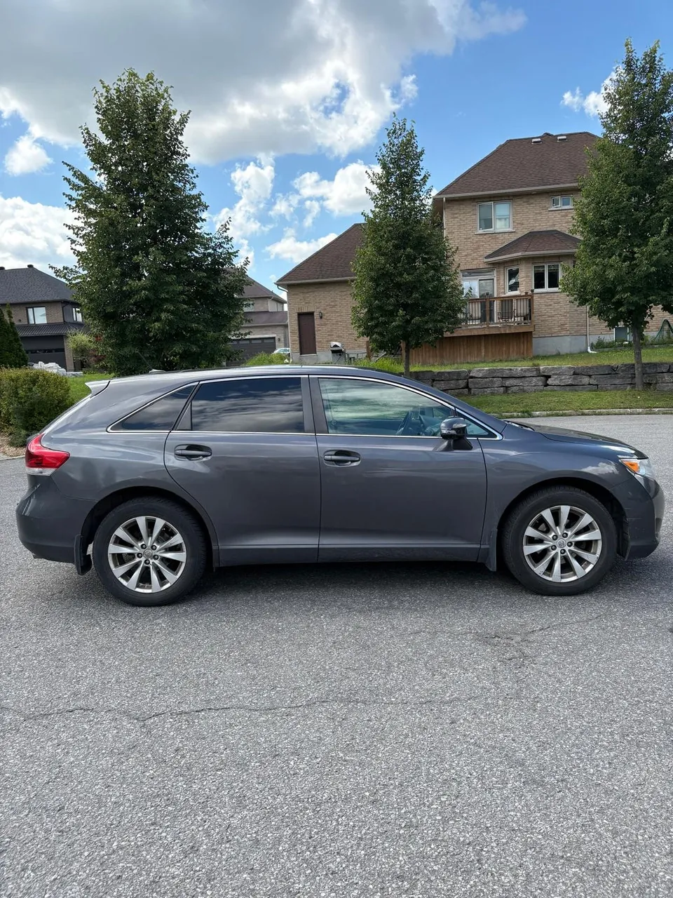 Toyota Venza 2014 photo 2