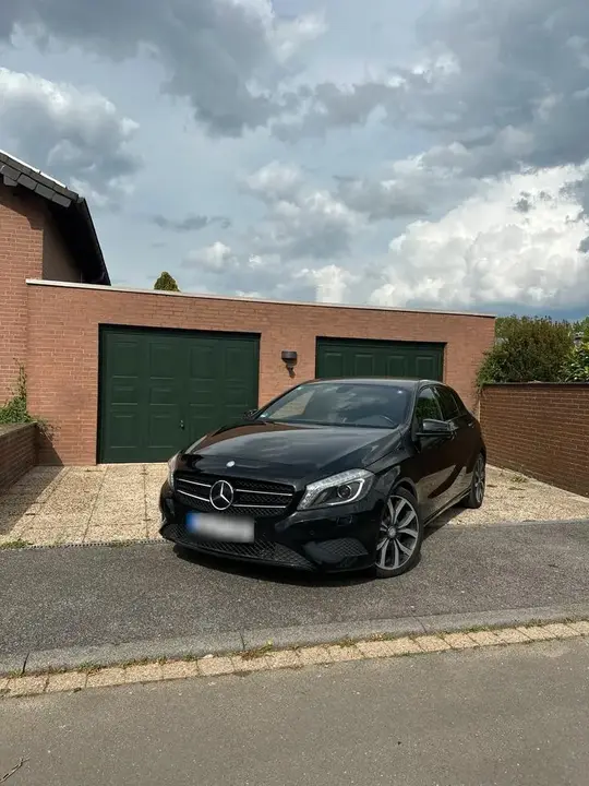 Mercedes-Benz A