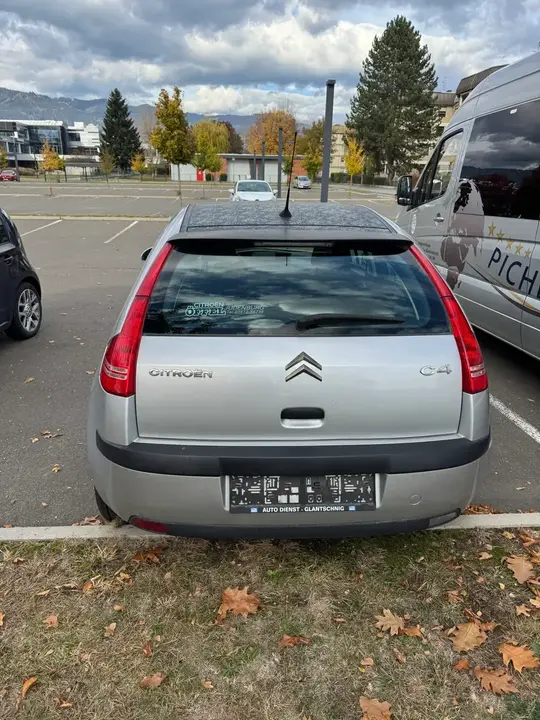 Citroen C4 2007 photo 2