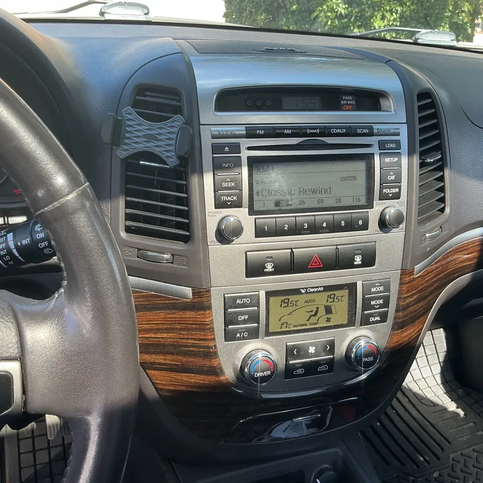Hyundai Santa Fe 2011 photo 5