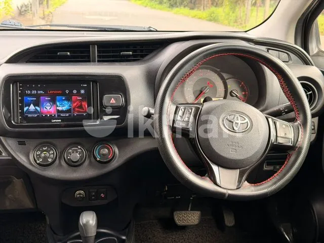 Toyota Vitz 2017 photo 4