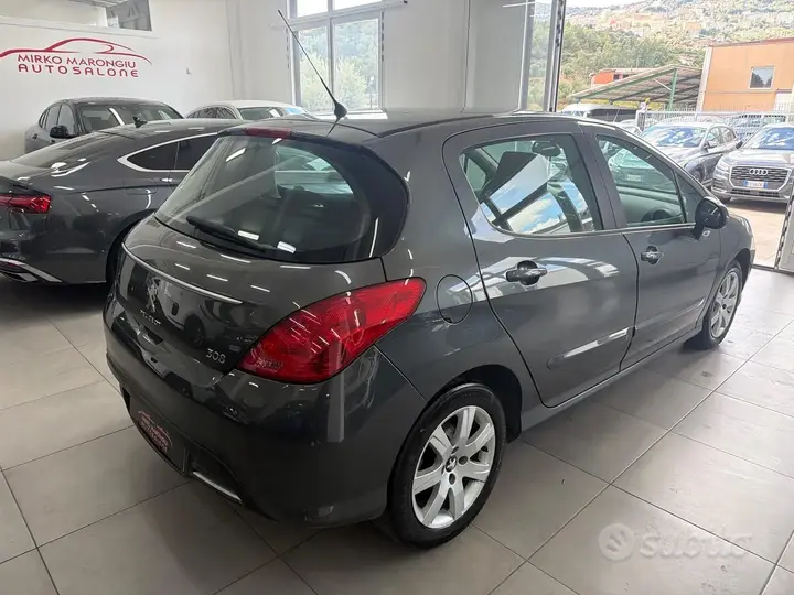 Peugeot 308 2012 photo 4