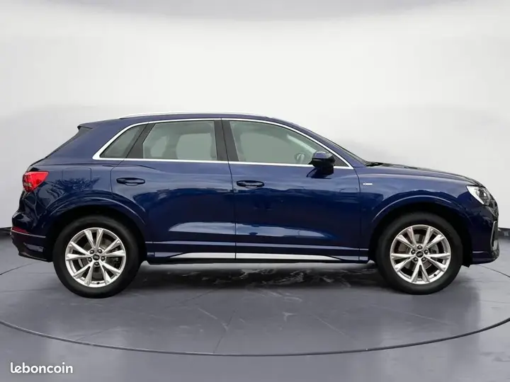 Audi Q3 2022 photo 5