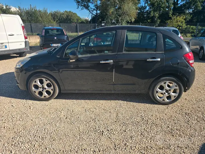 Citroen C3 2012 photo 3