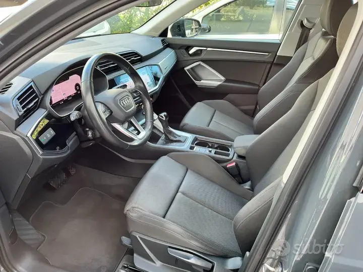 Audi Q3 2019 photo 5