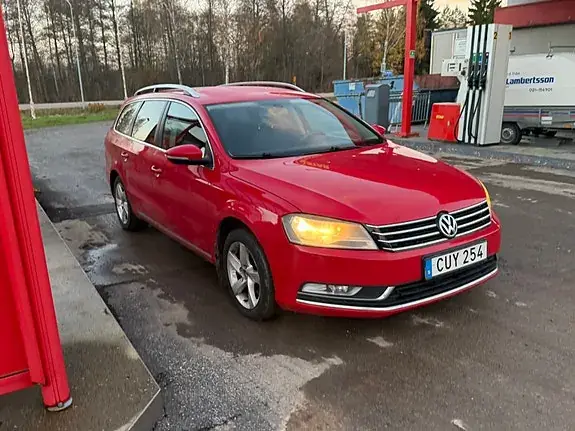 Volkswagen Passat 2012 photo 4