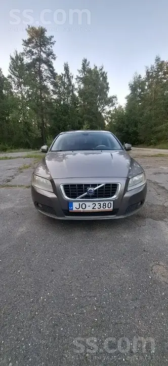 Volvo V70