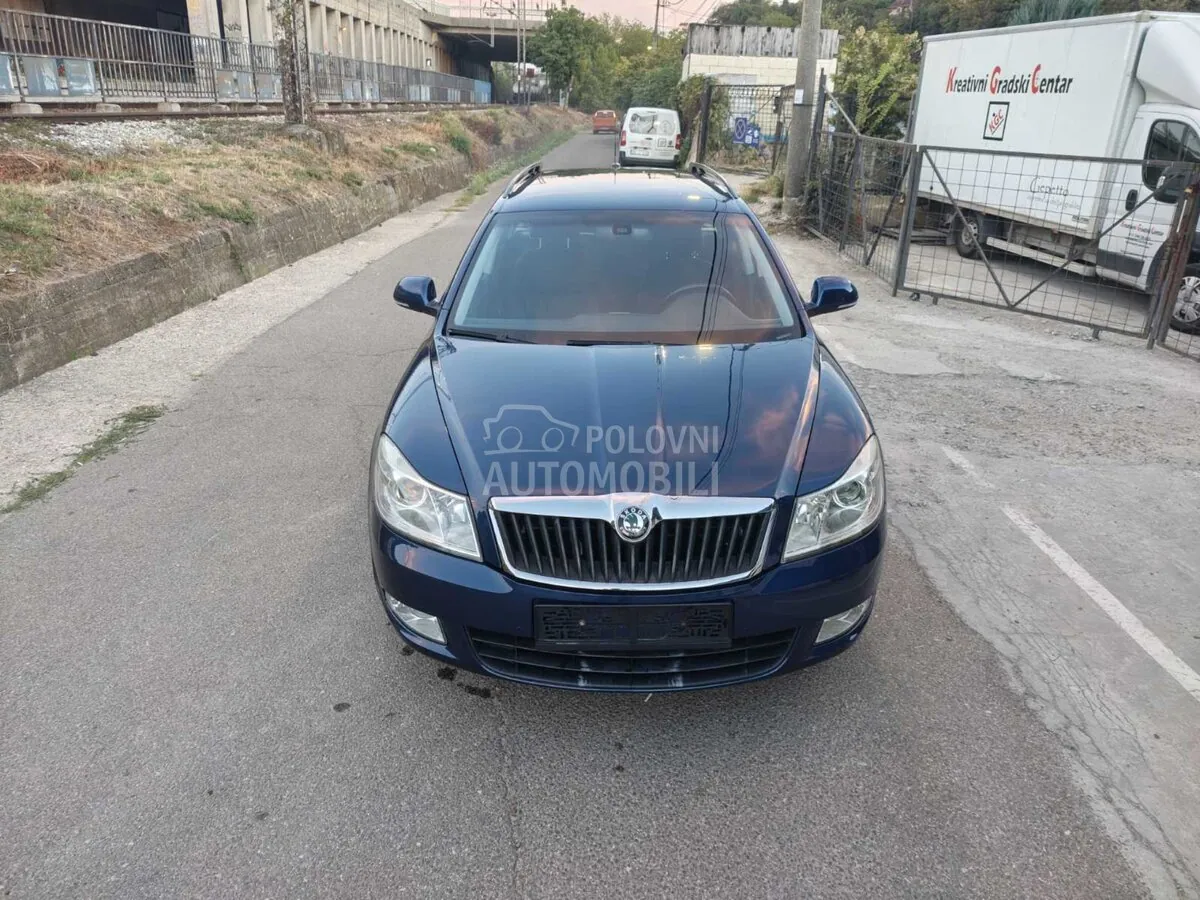 Skoda Octavia 2009 photo 3